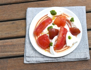 Tomates aigres-douces et burrata Tomates aigres-douces et burrata